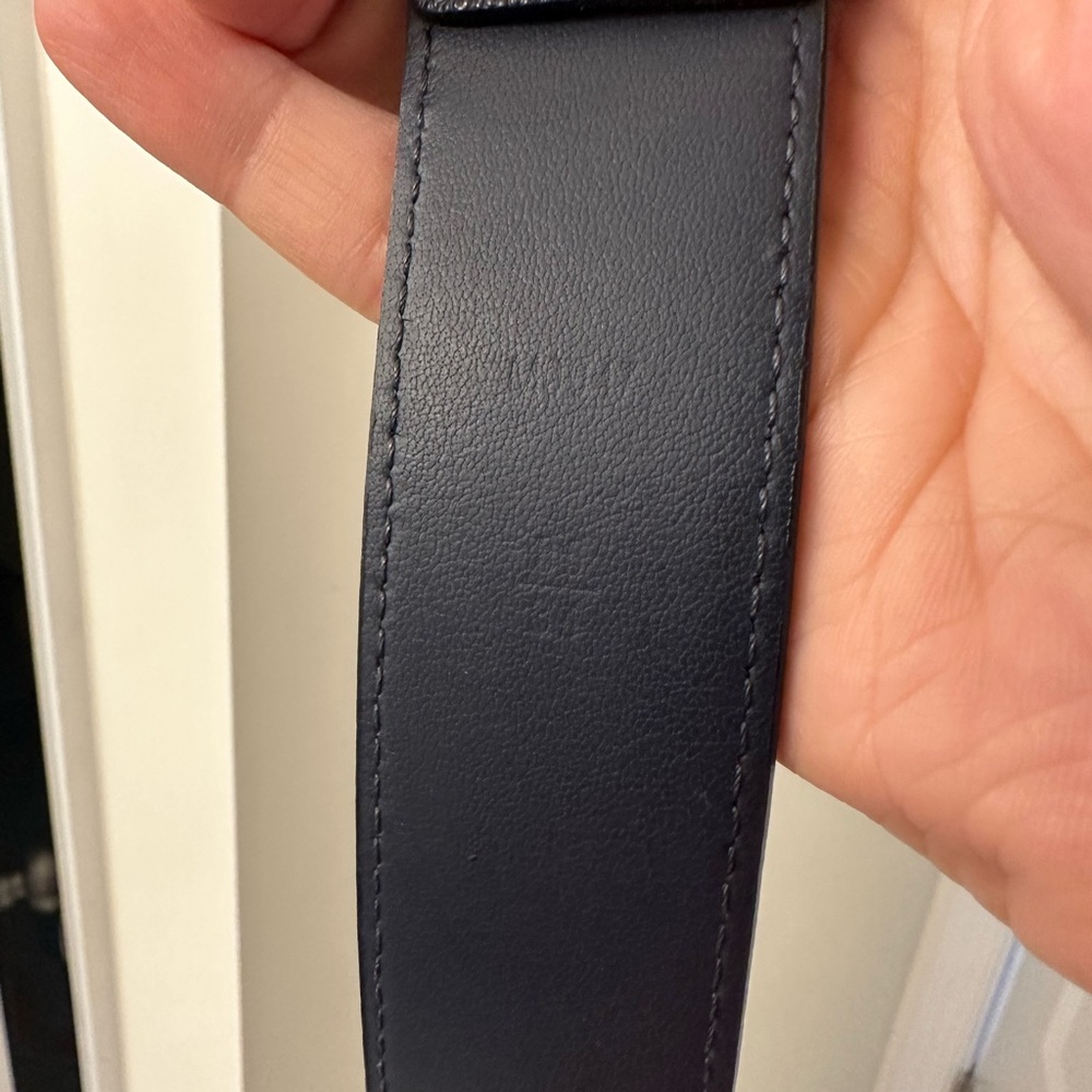 mens  louis vuitton belt voyager 35MM - Picture 3 of 9